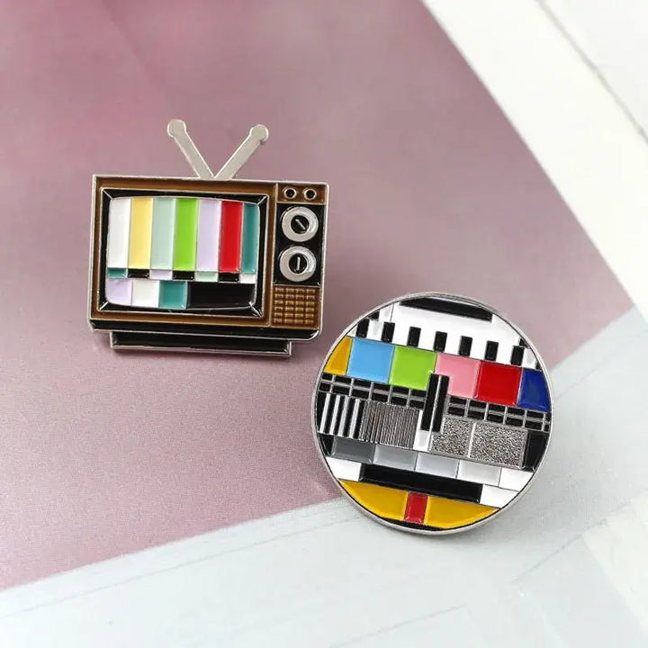 Classic old TV brooch no signal rainbow TV screen shape enamel pin friends gift