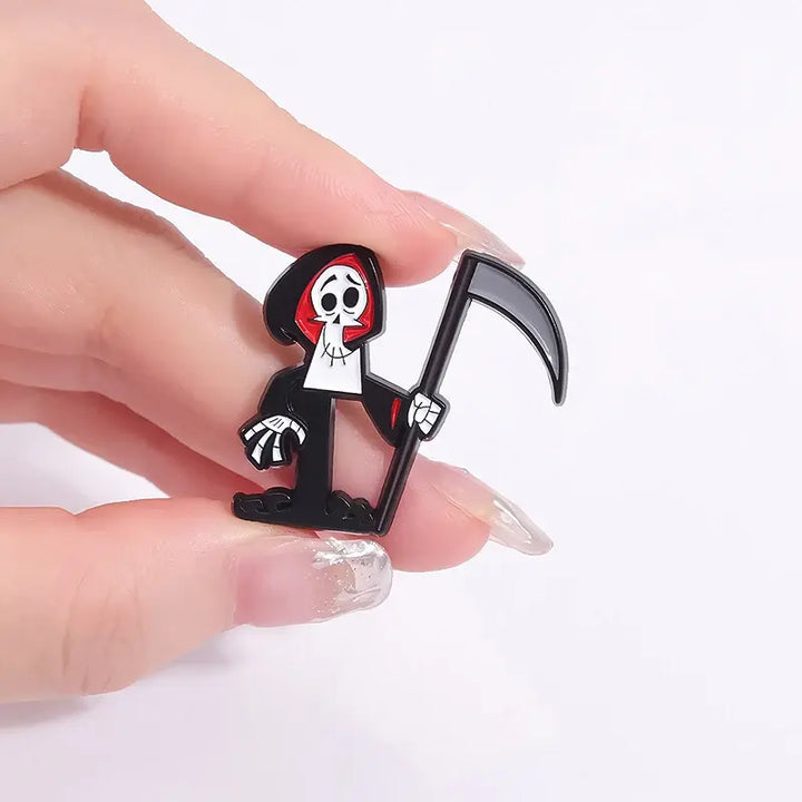 Cartoon Grim Reaper Brooch Enamel Pin Creative Comedy Anime Figure Metal Badges Decorative Lapel Halloween Jewelry Gift Wholesae